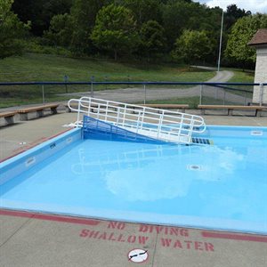 Aquatrek2 Wading Pool Ramp, 30" Width