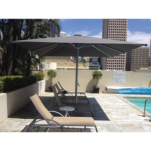 Nova Giant Umbrella, 13' Square